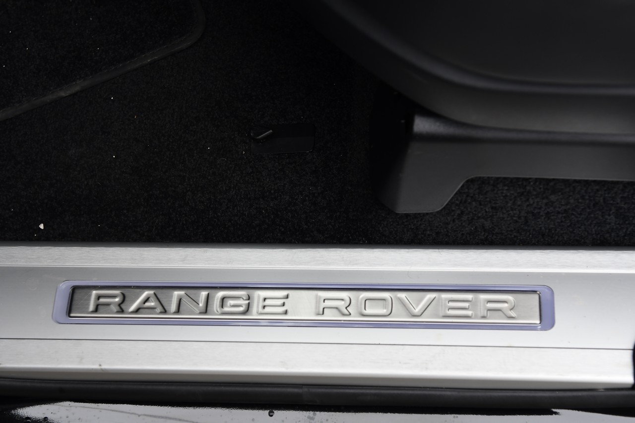 Range Rover 3.0 SDV6 Vogue: prova su strada