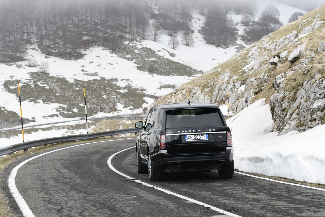 Range Rover 3.0 SDV6 Vogue: prova su strada