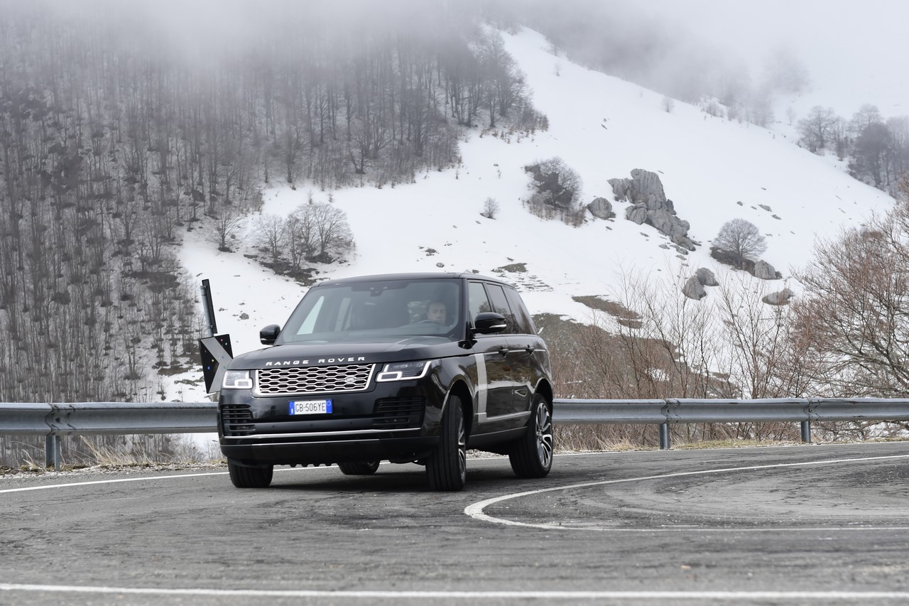 Range Rover 3.0 SDV6 Vogue: prova su strada