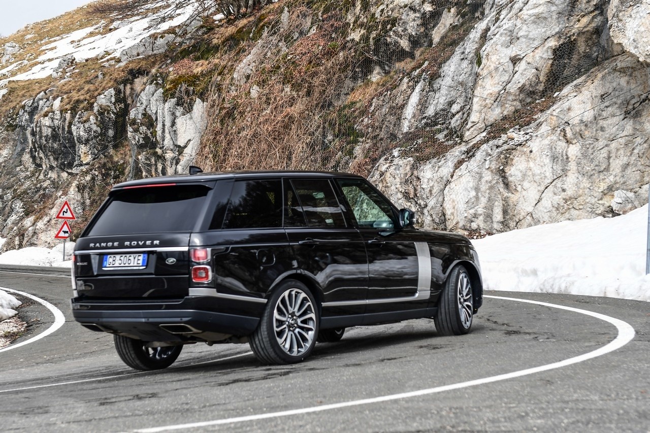 Range Rover 3.0 SDV6 Vogue: prova su strada