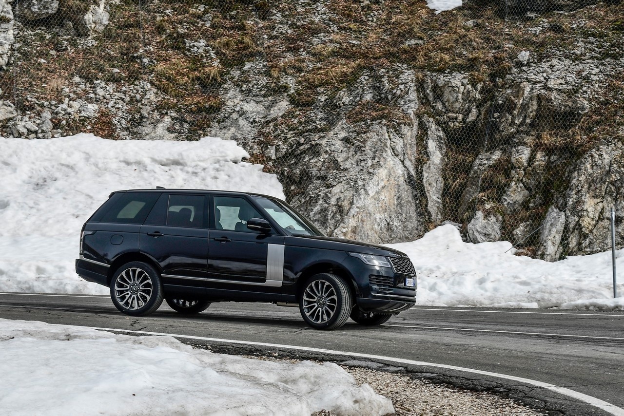 Range Rover 3.0 SDV6 Vogue: prova su strada