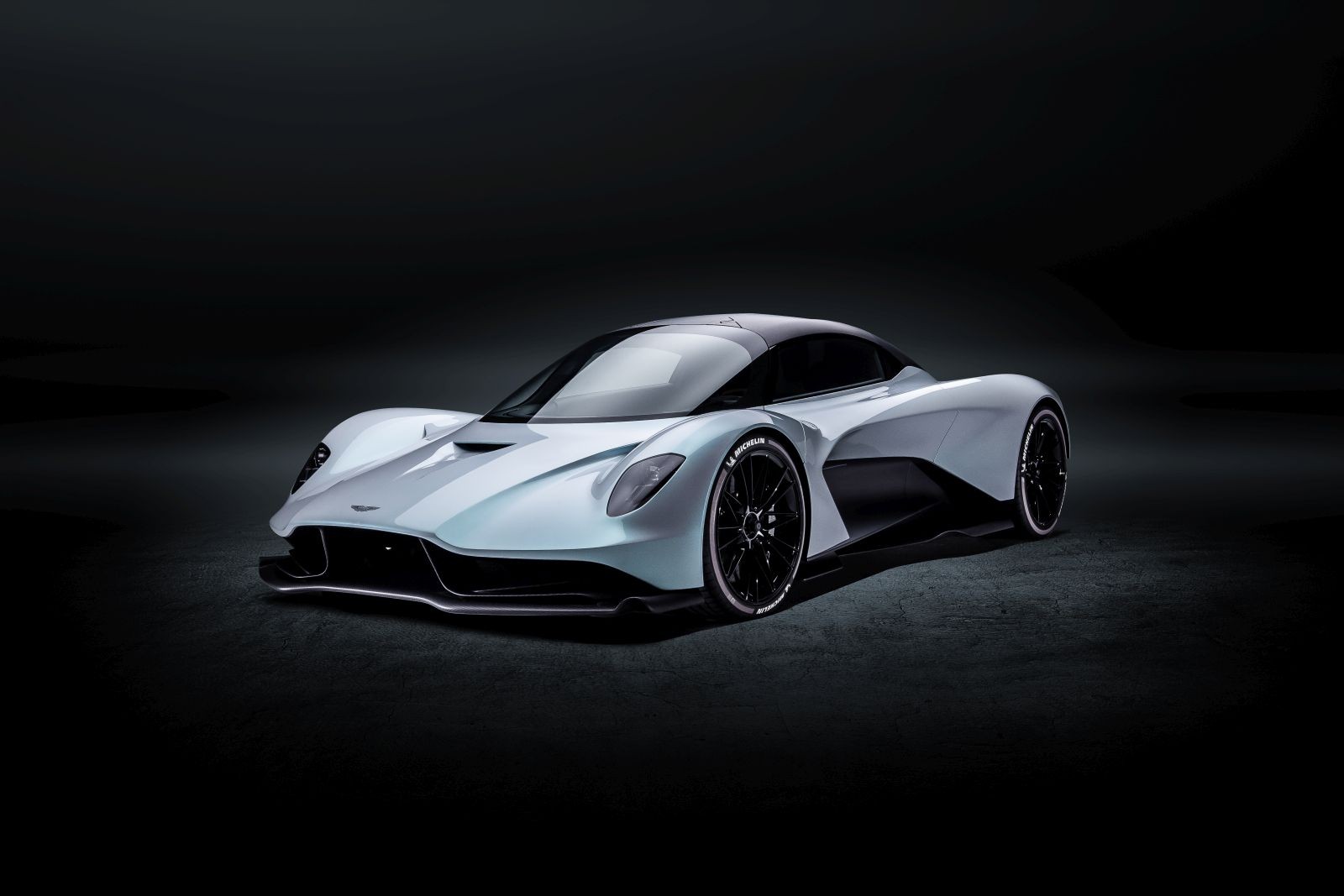 Aston Martin Valhalla: La Versione Di Serie In Sinergia Con Mercedes ...