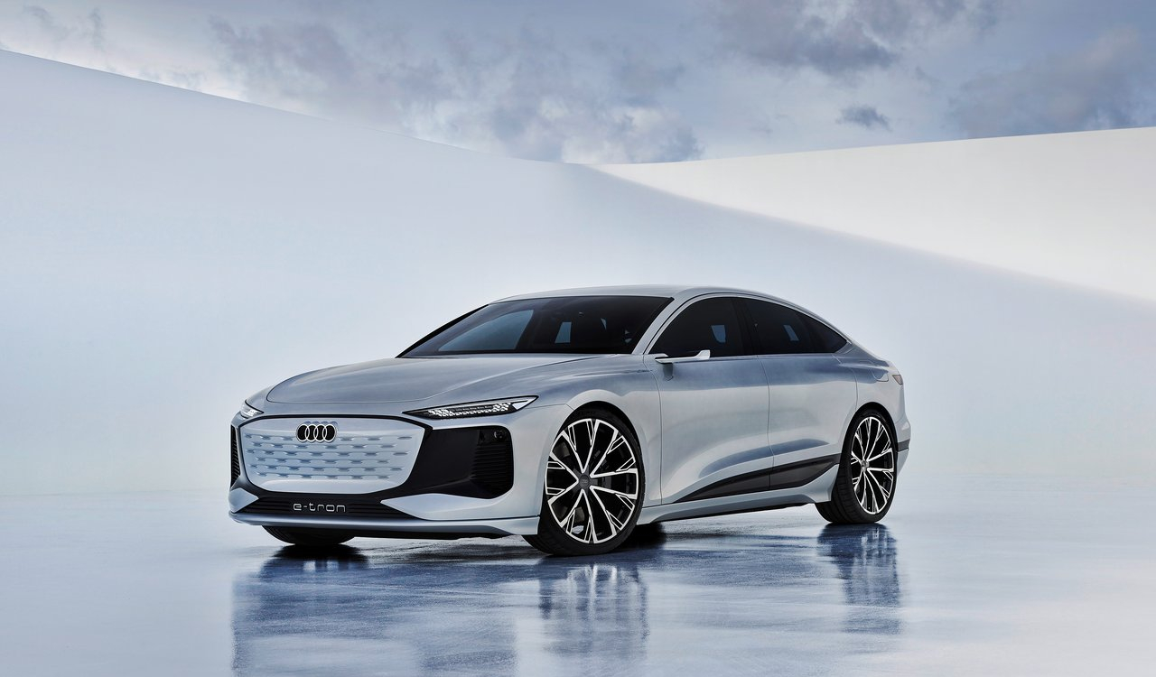 Audi A6 e-tron Concept: immagini ufficiali