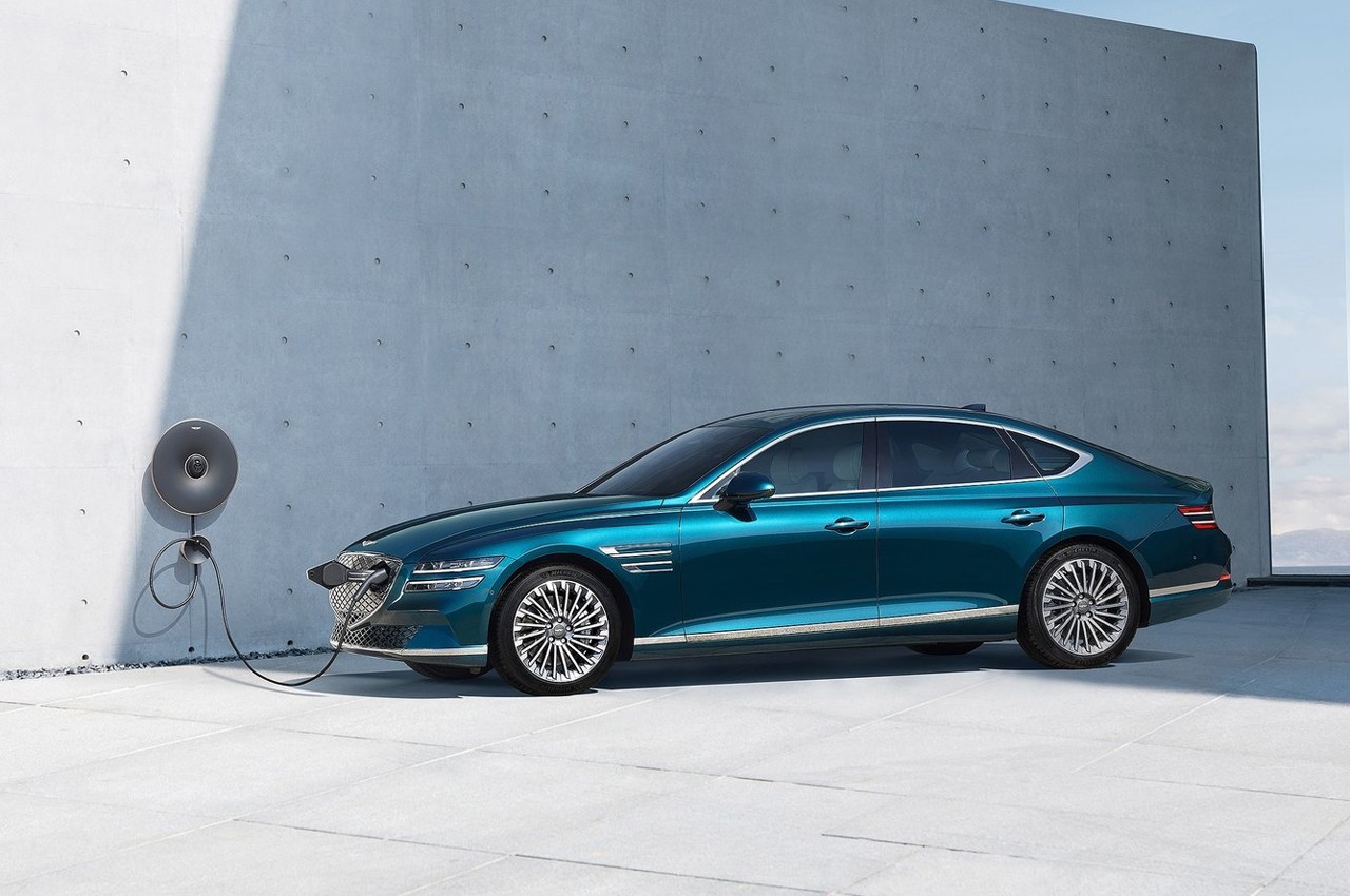 Genesis G80 Electrified: immagini ufficiali