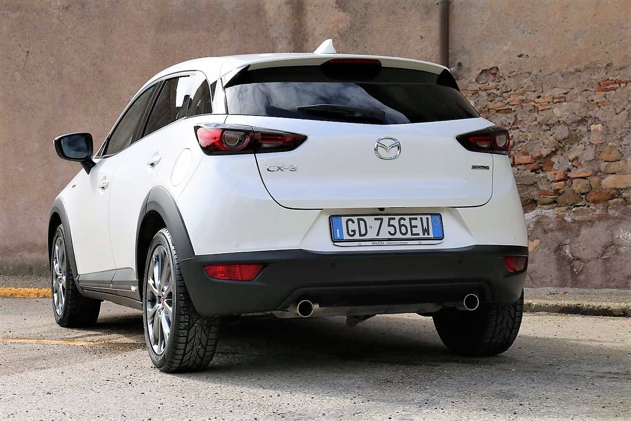 Mazda CX-3 Skyactiv-G 100th Anniversary: la prova su strada