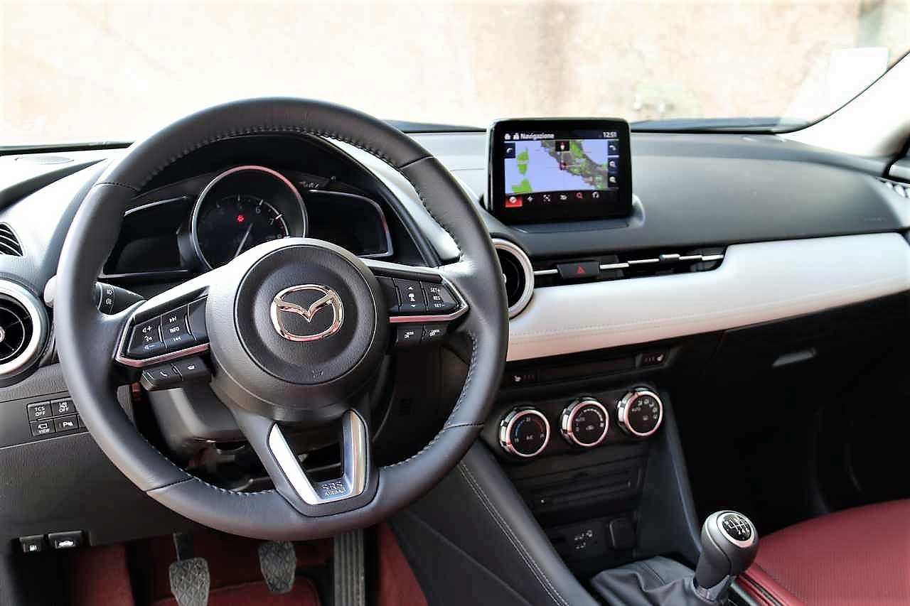 Mazda CX-3 Skyactiv-G 100th Anniversary: la prova su strada