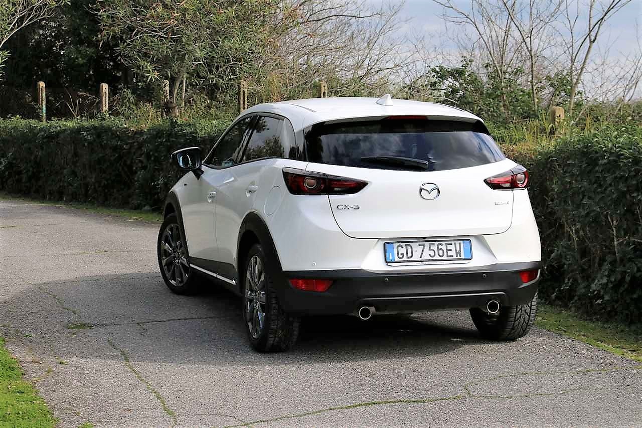 Mazda CX-3 Skyactiv-G 100th Anniversary: la prova su strada