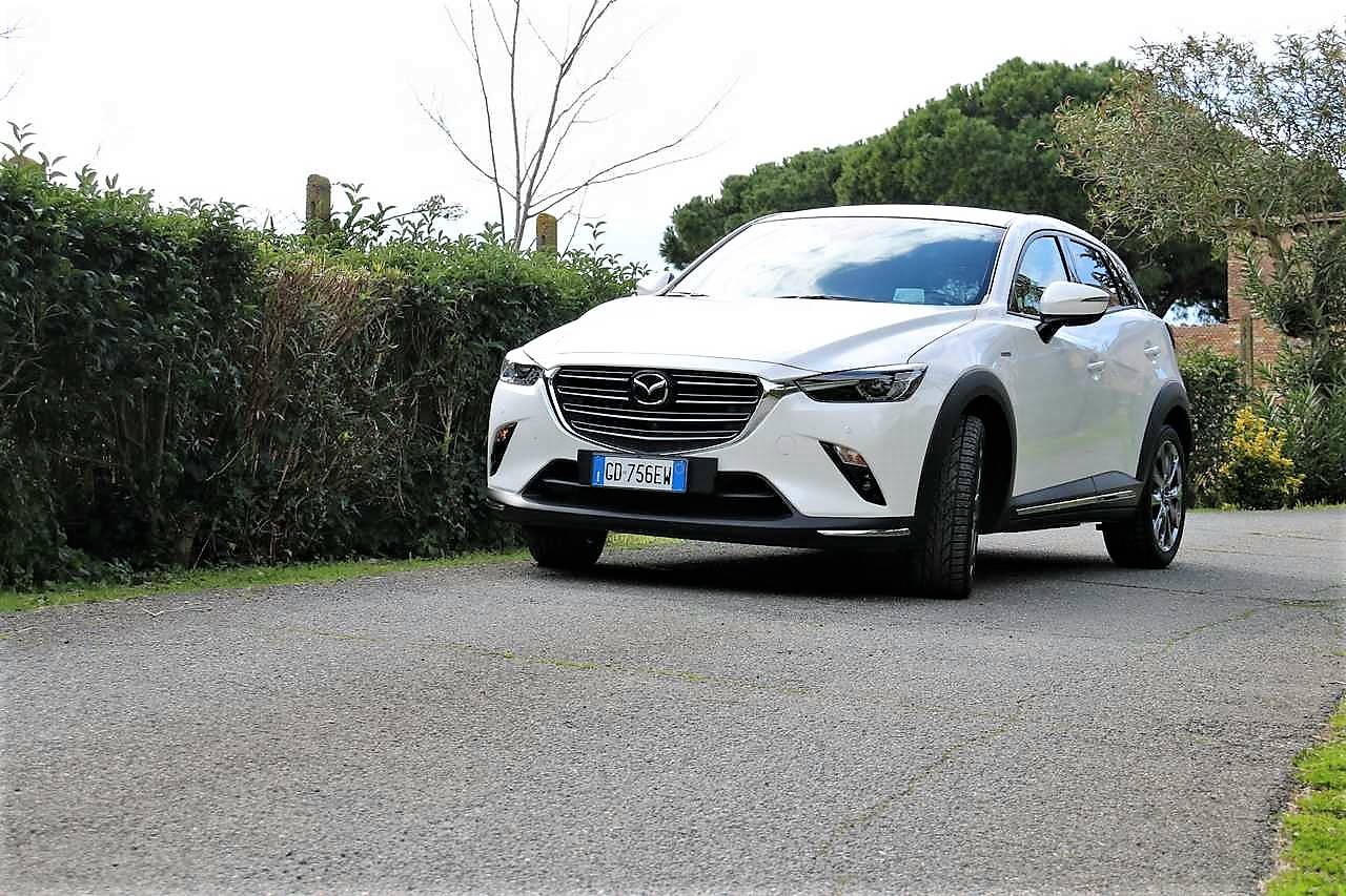 Mazda CX-3 Skyactiv-G 100th Anniversary: la prova su strada