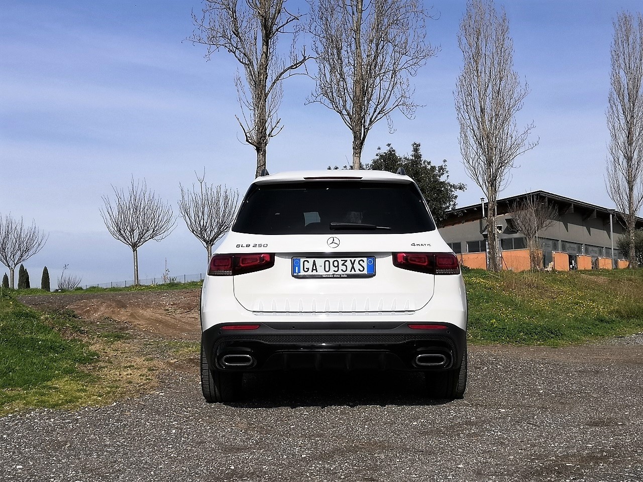 Mercedes GLB 250 4Matic: la prova su strada