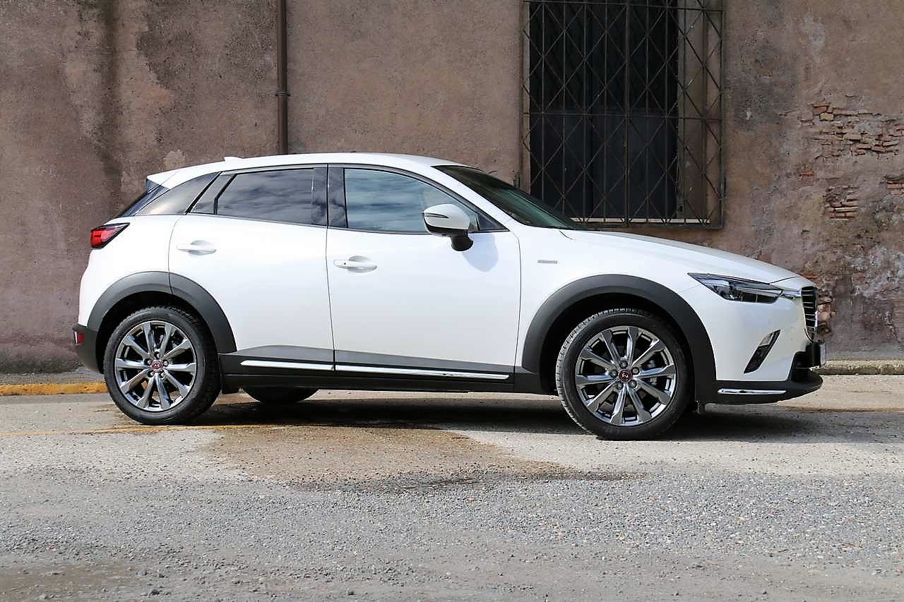 Mazda CX-3 Skyactiv-G 100th Anniversary: la prova su strada