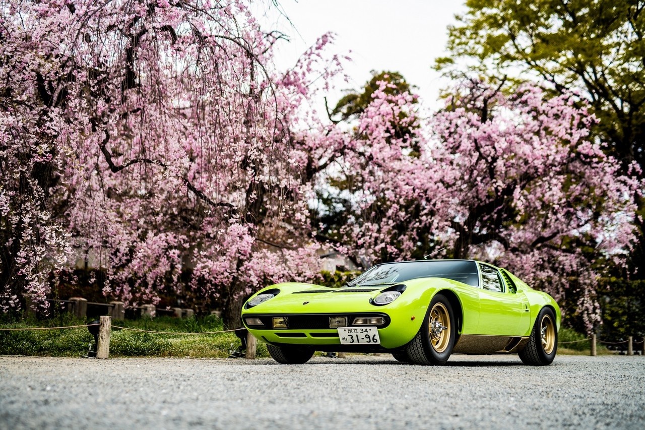 Lamborghini Miura SV: 50 anni di storia nelle immagini