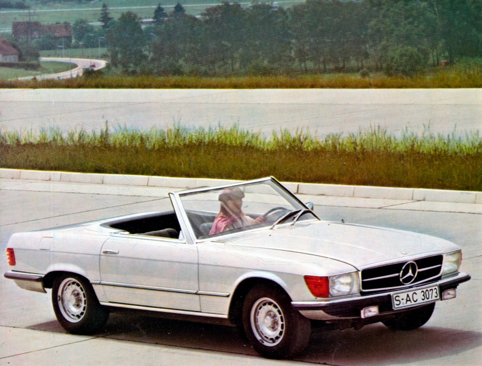 I 50 anni della Mercedes-Benz SL R107