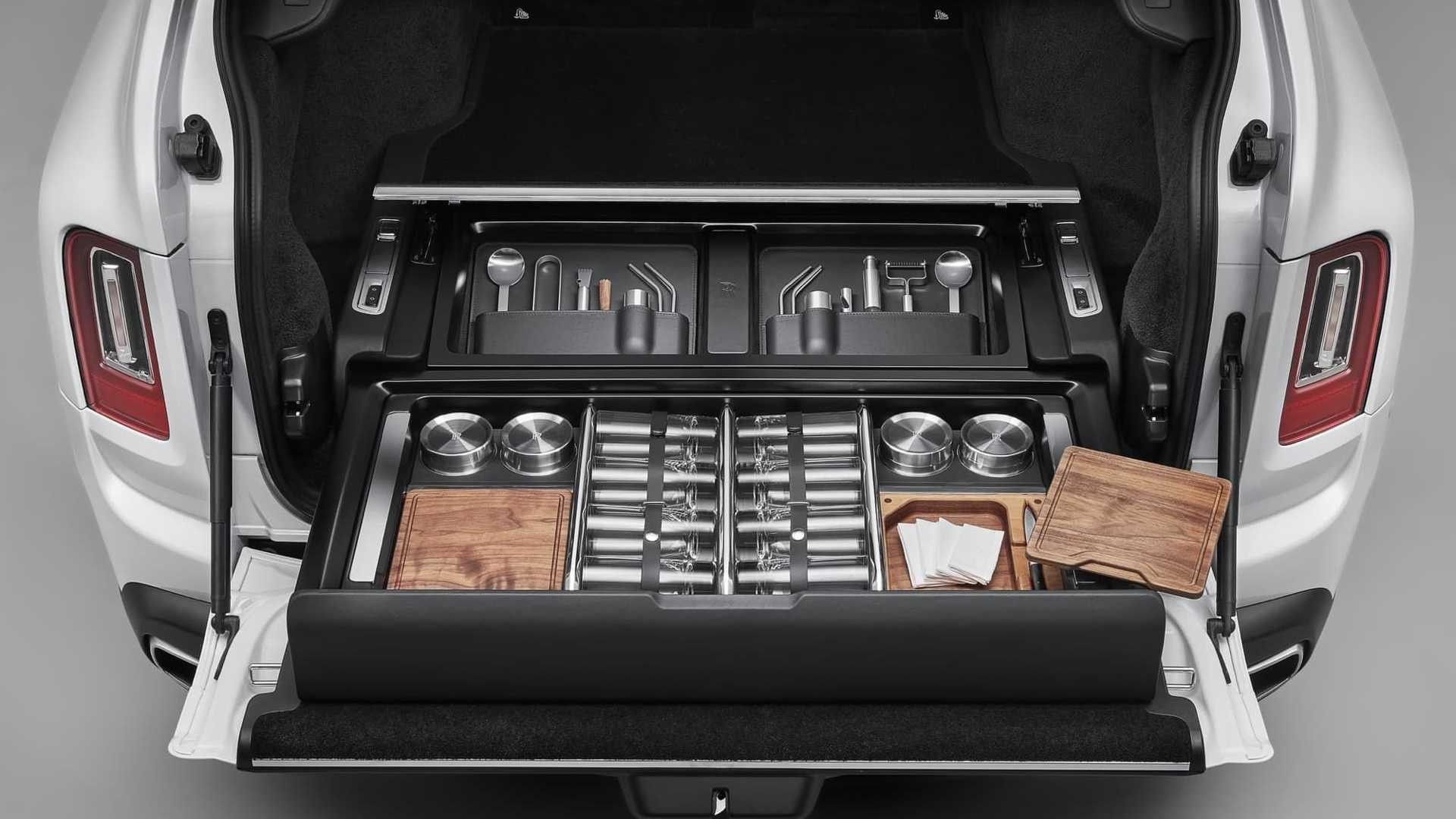 Rolls-Royce Cullinan Recreation Module: le immagini ufficiali