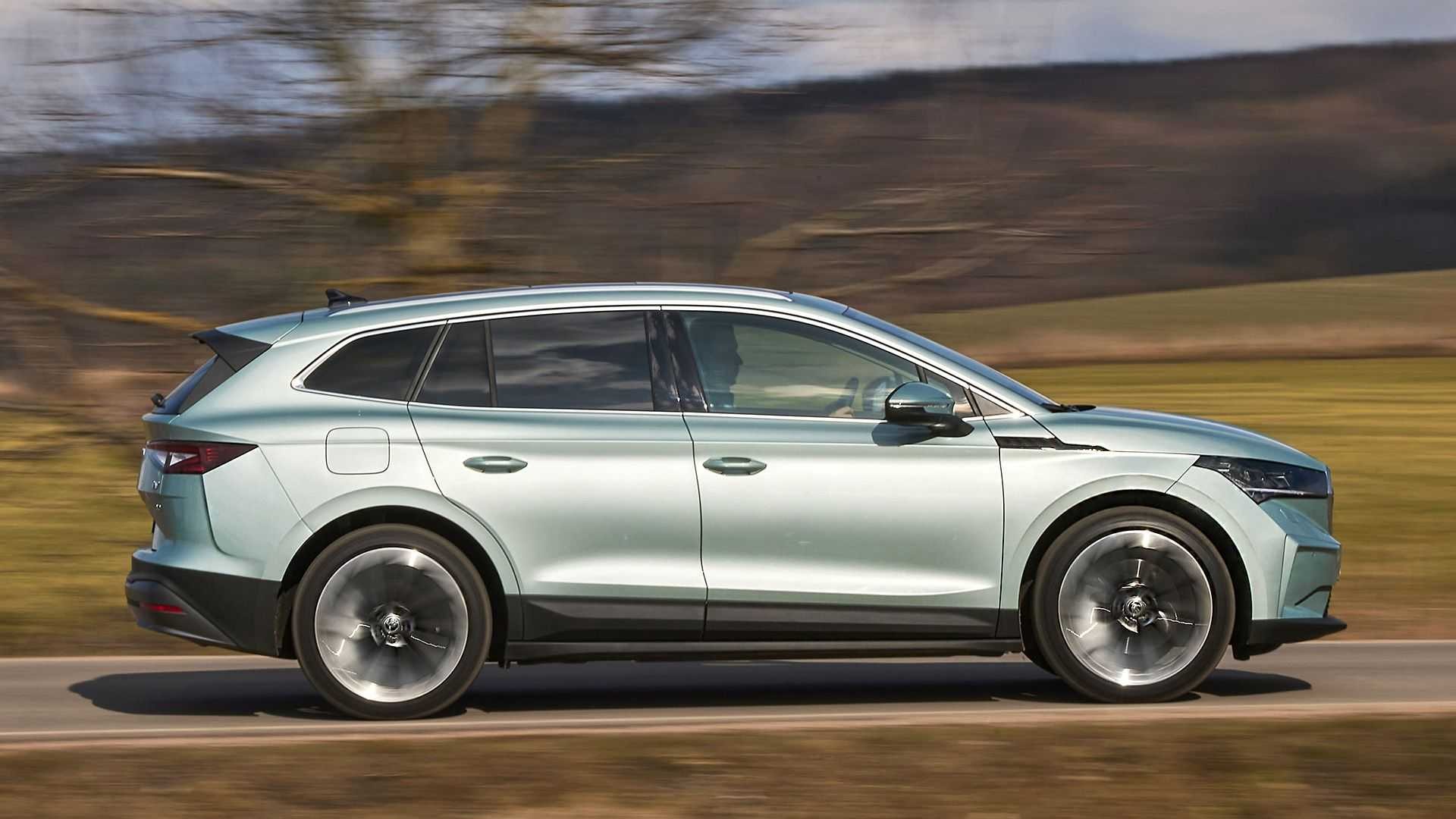 Skoda Enyaq iV: nuove immagini ufficiali