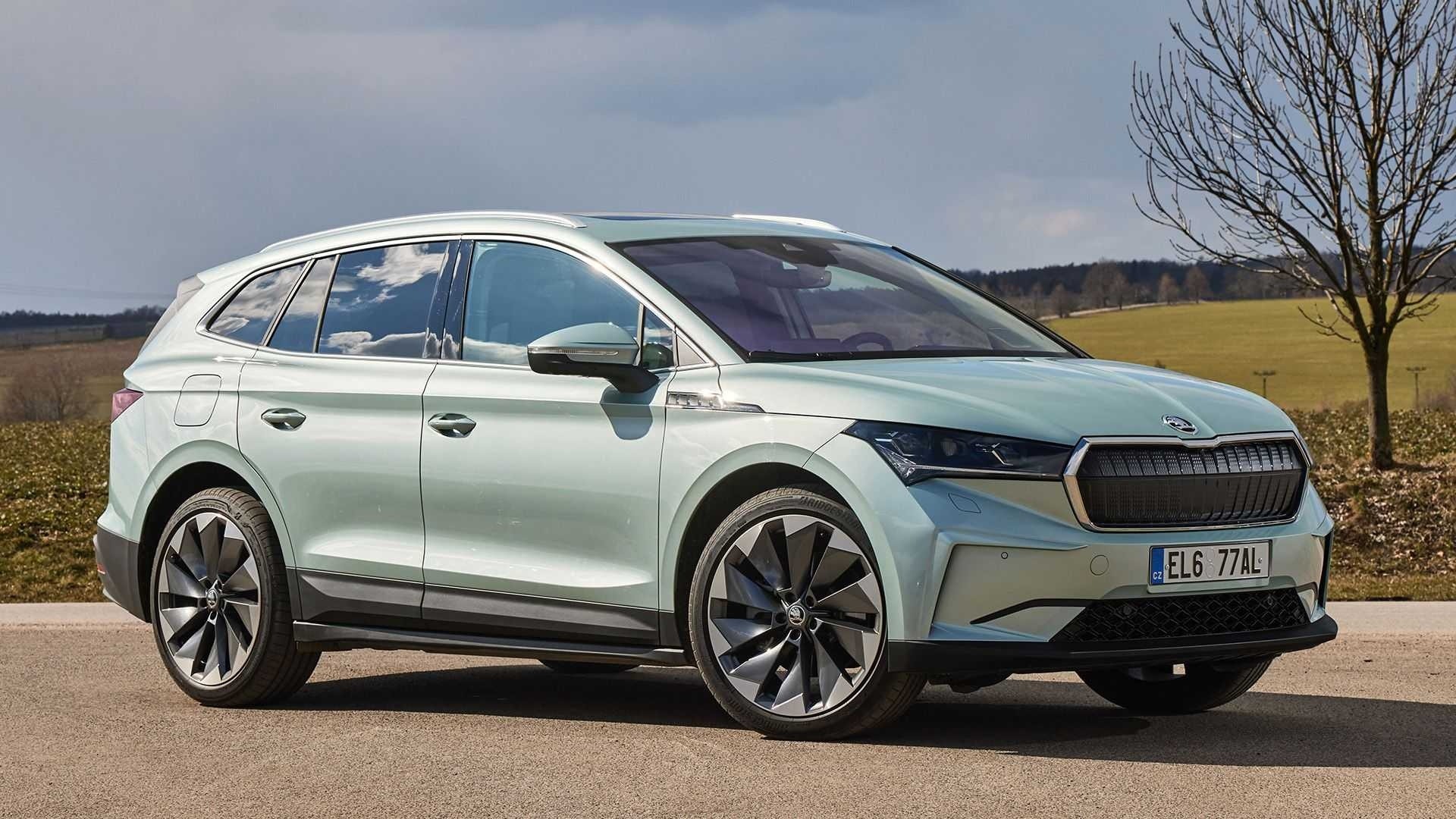 Skoda Enyaq iV: nuove immagini ufficiali