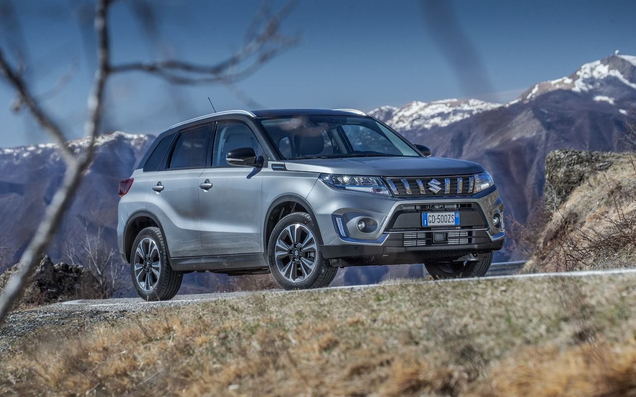 Suzuki Vitara Hybrid 2021: le immagini ufficiali