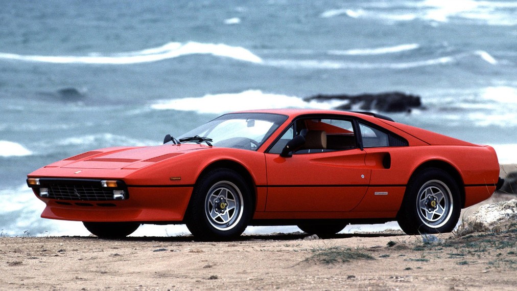 Ferrari 308 GTB: immagini ufficiali