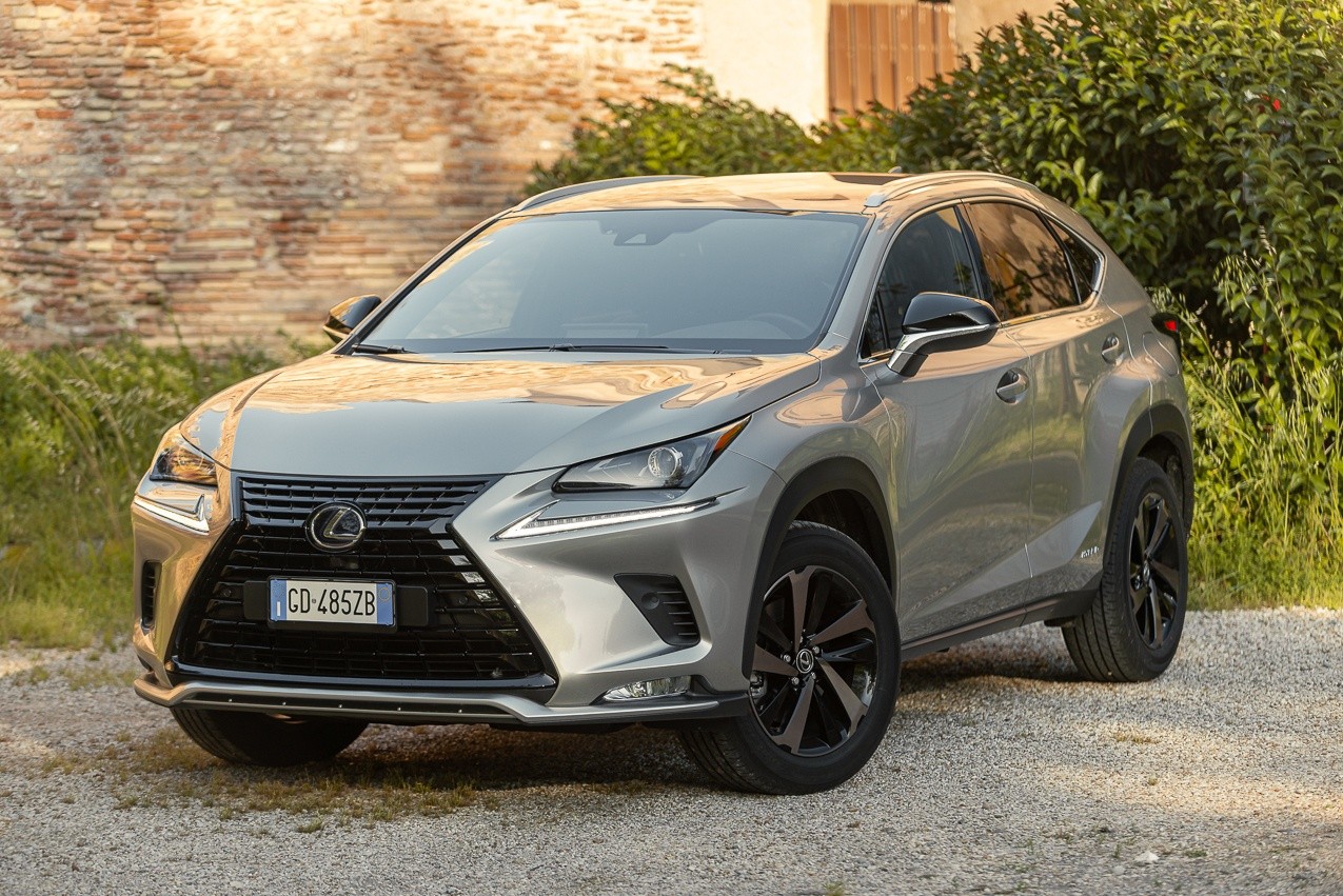 Lexus NX300h: la prova su strada