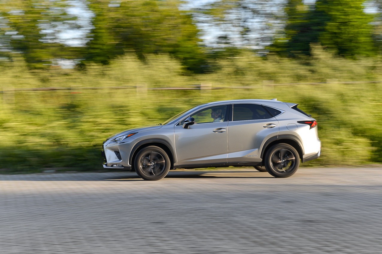 Lexus NX300h: la prova su strada