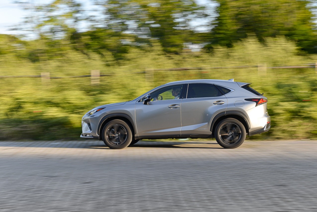 Lexus NX300h: la prova su strada