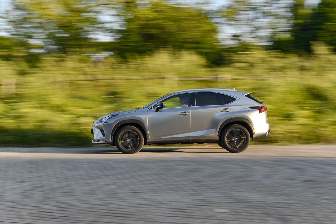 Lexus NX300h: la prova su strada