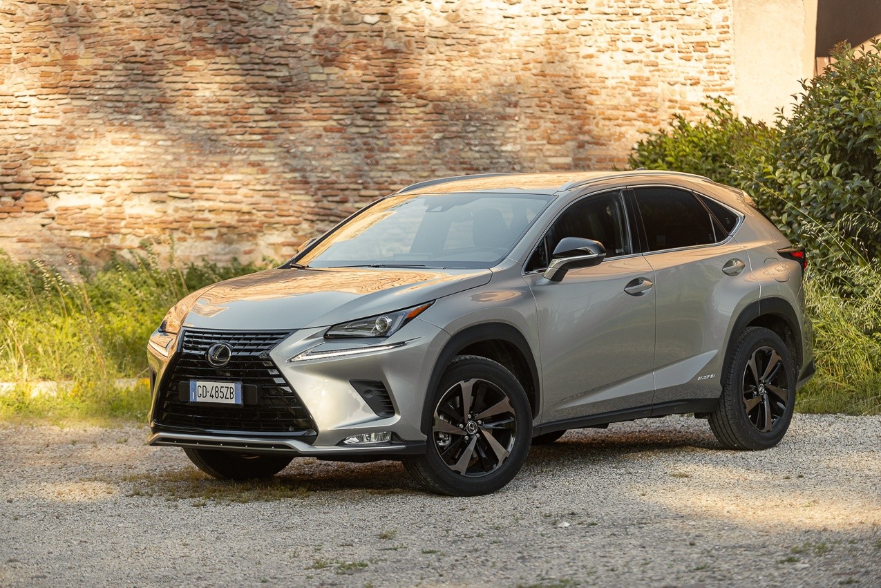 Lexus NX300h: la prova su strada