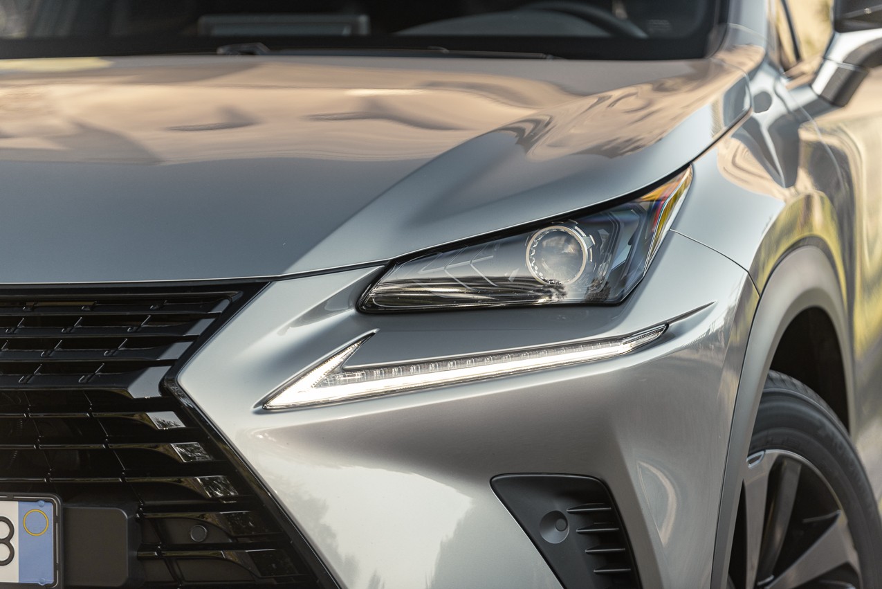 Lexus NX300h: la prova su strada