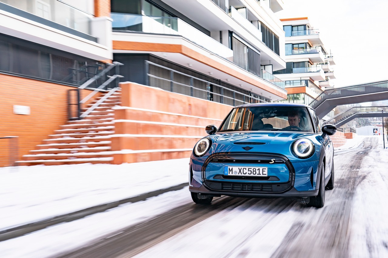 Mini Cooper SE Electric Collection: immagini ufficiali