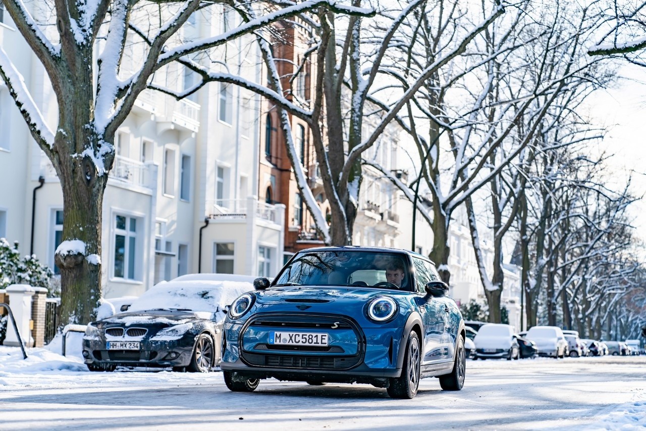 Mini Cooper SE Electric Collection: immagini ufficiali