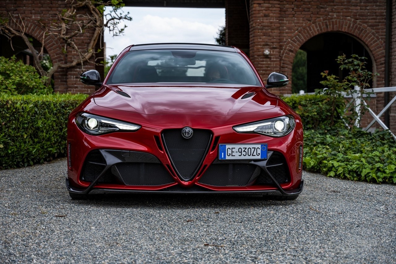 Alfa Romeo Giulia GTA e Giulia GTAm: le immagini ufficiali