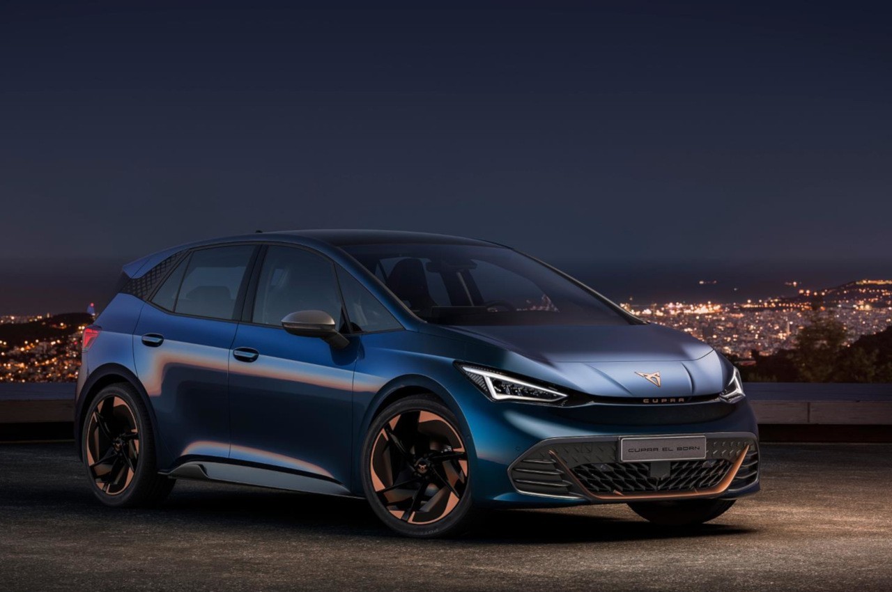 Cupra Born: immagini ufficiali