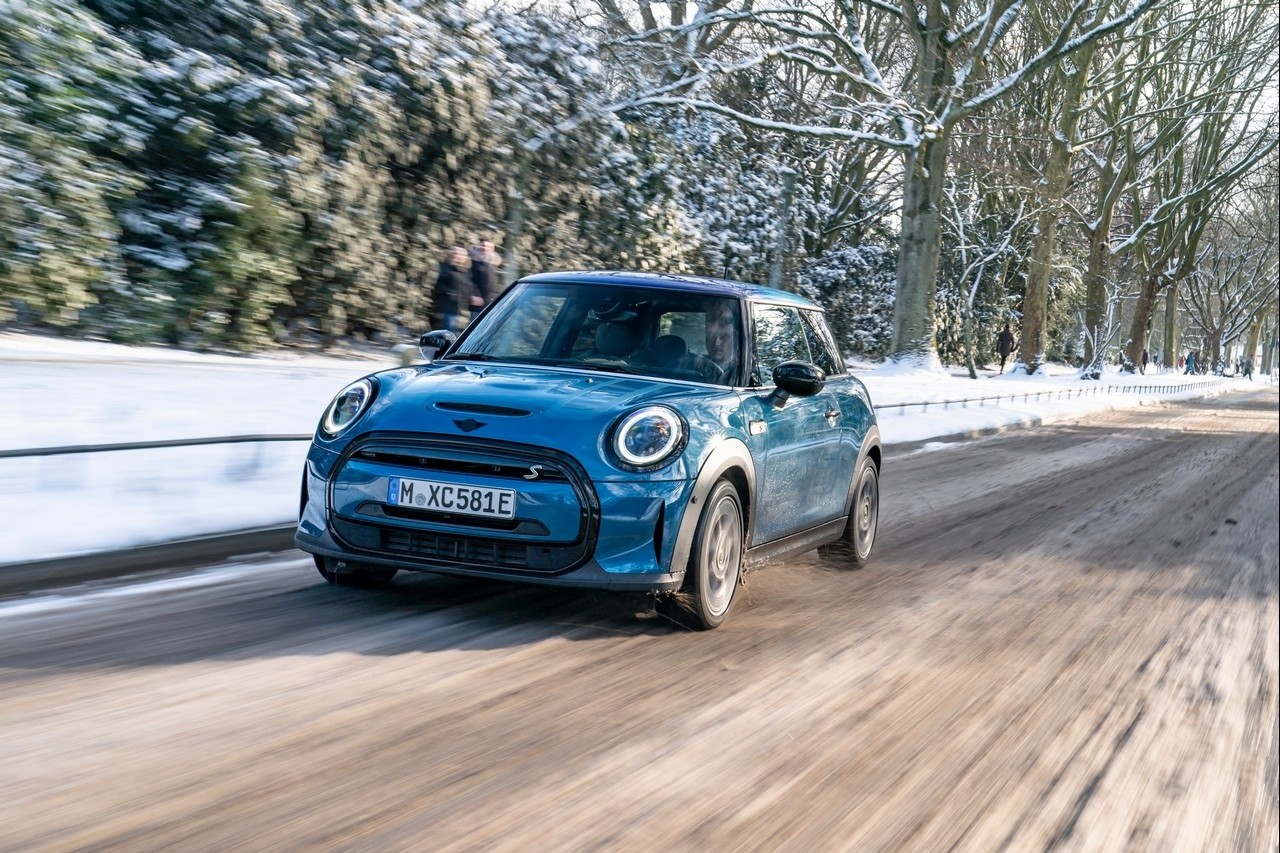 Mini Cooper SE Electric Collection: immagini ufficiali