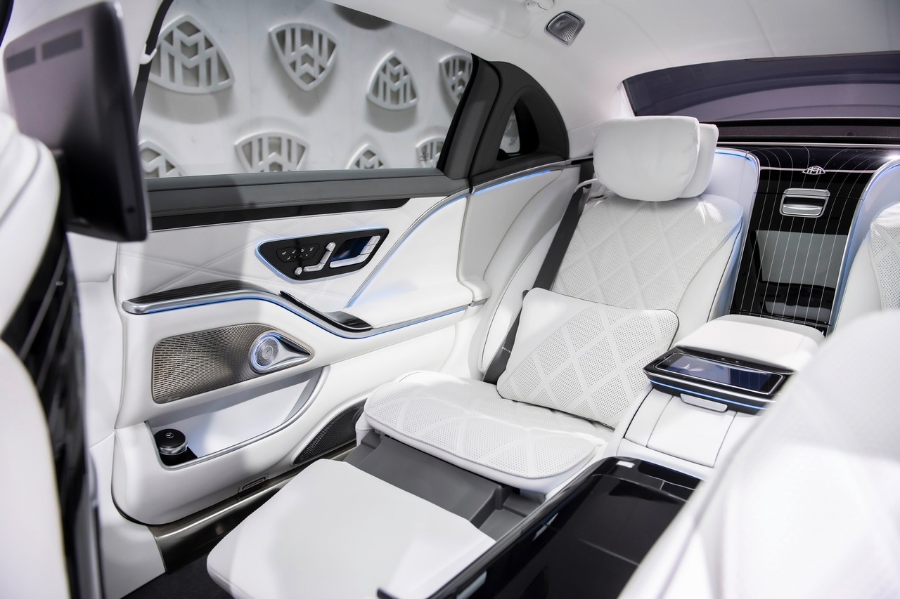 Mercedes-Maybach Classe S 2021: immagini ufficiali