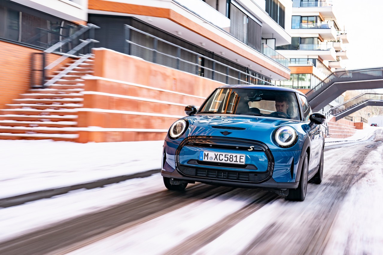 Mini Cooper SE Electric Collection: immagini ufficiali