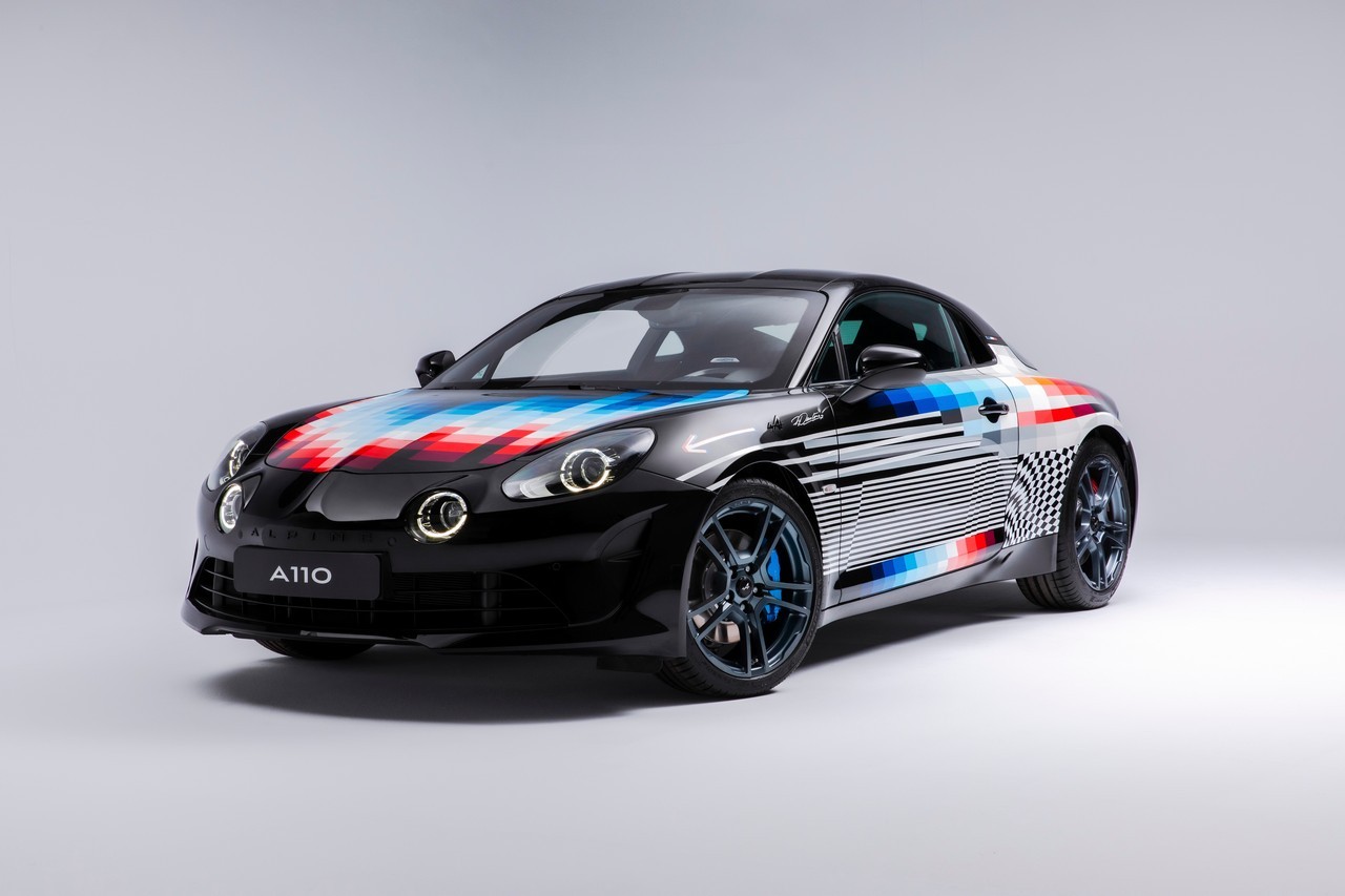 Alpine A110 X Felipe Pantone 2021: immagini ufficiali