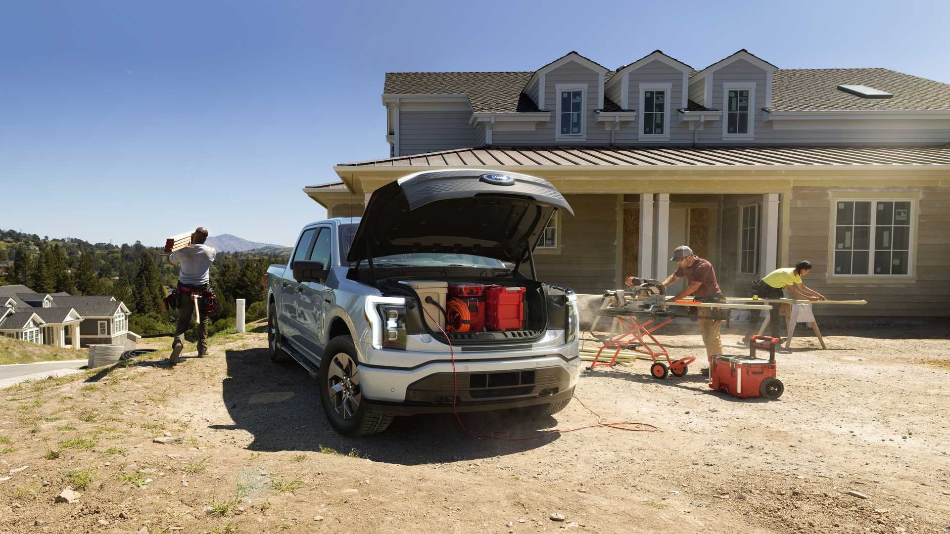 Ford F-150 Lightning: le immagini ufficiali