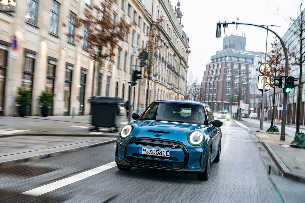 Mini Cooper SE Electric Collection: immagini ufficiali