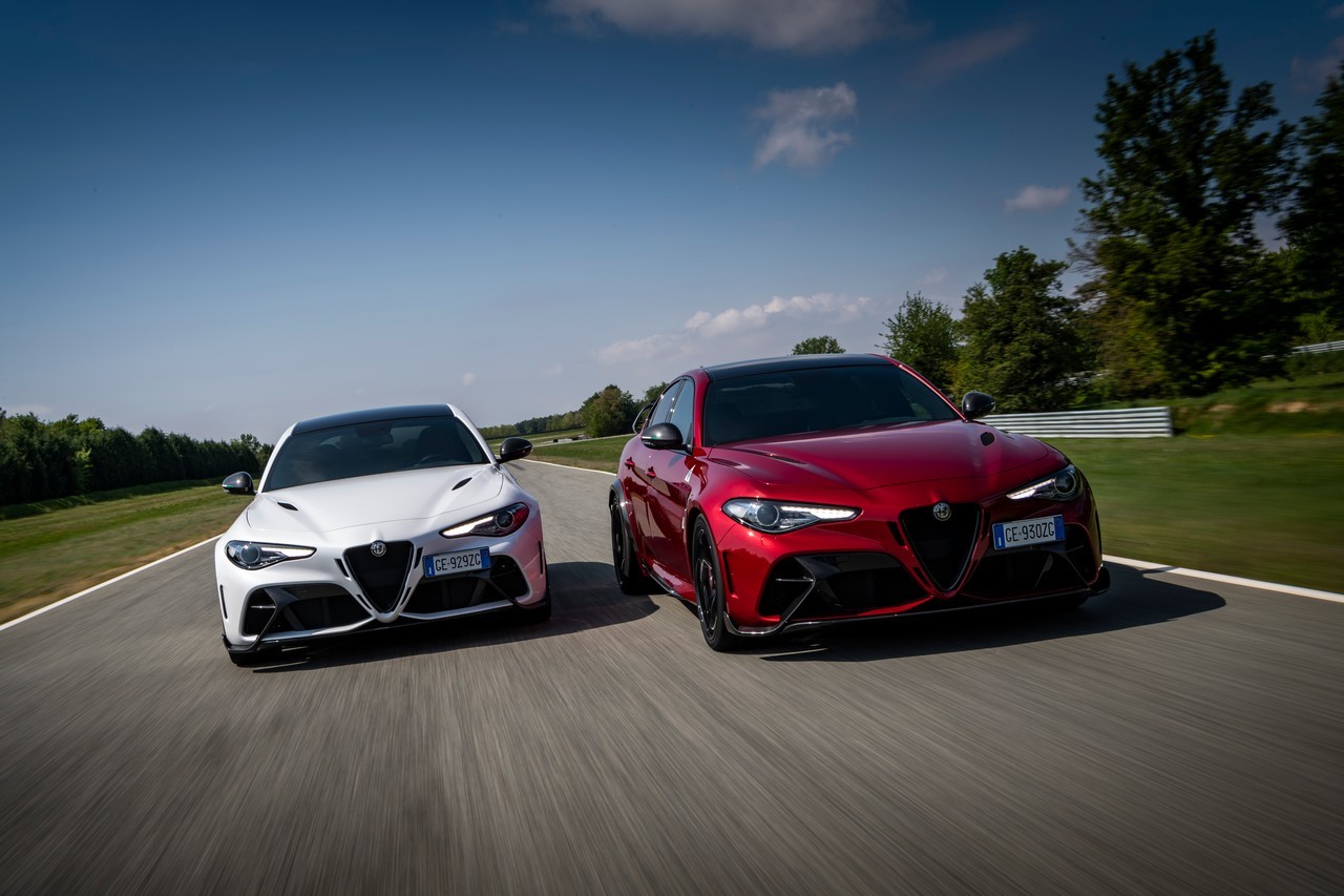 Alfa Romeo Giulia GTA e Giulia GTAm: le immagini ufficiali