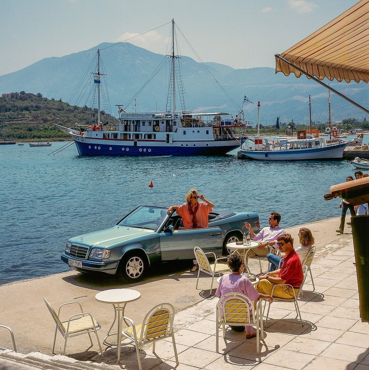 Mercedes-Benz Classe E Cabrio: 30 anni nelle immagini