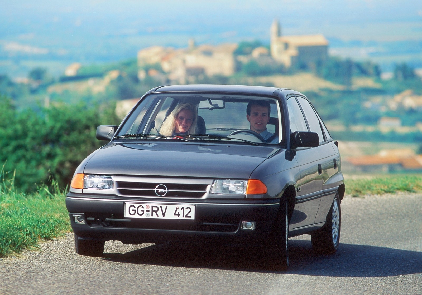 Opel Astra F: 30 anni di storia nelle immagini