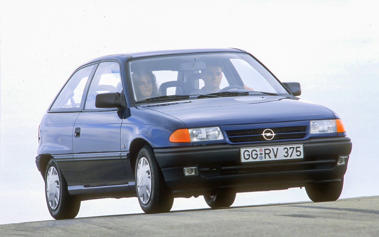 Opel Astra F: 30 anni di storia nelle immagini