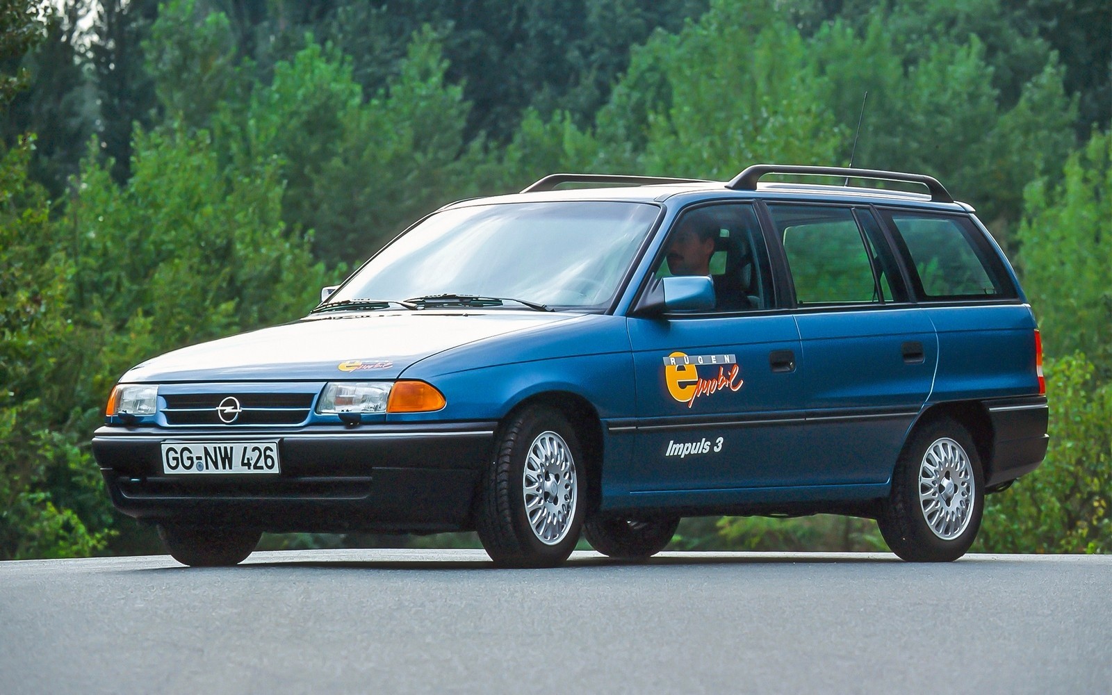 Opel Astra F: 30 anni di storia nelle immagini