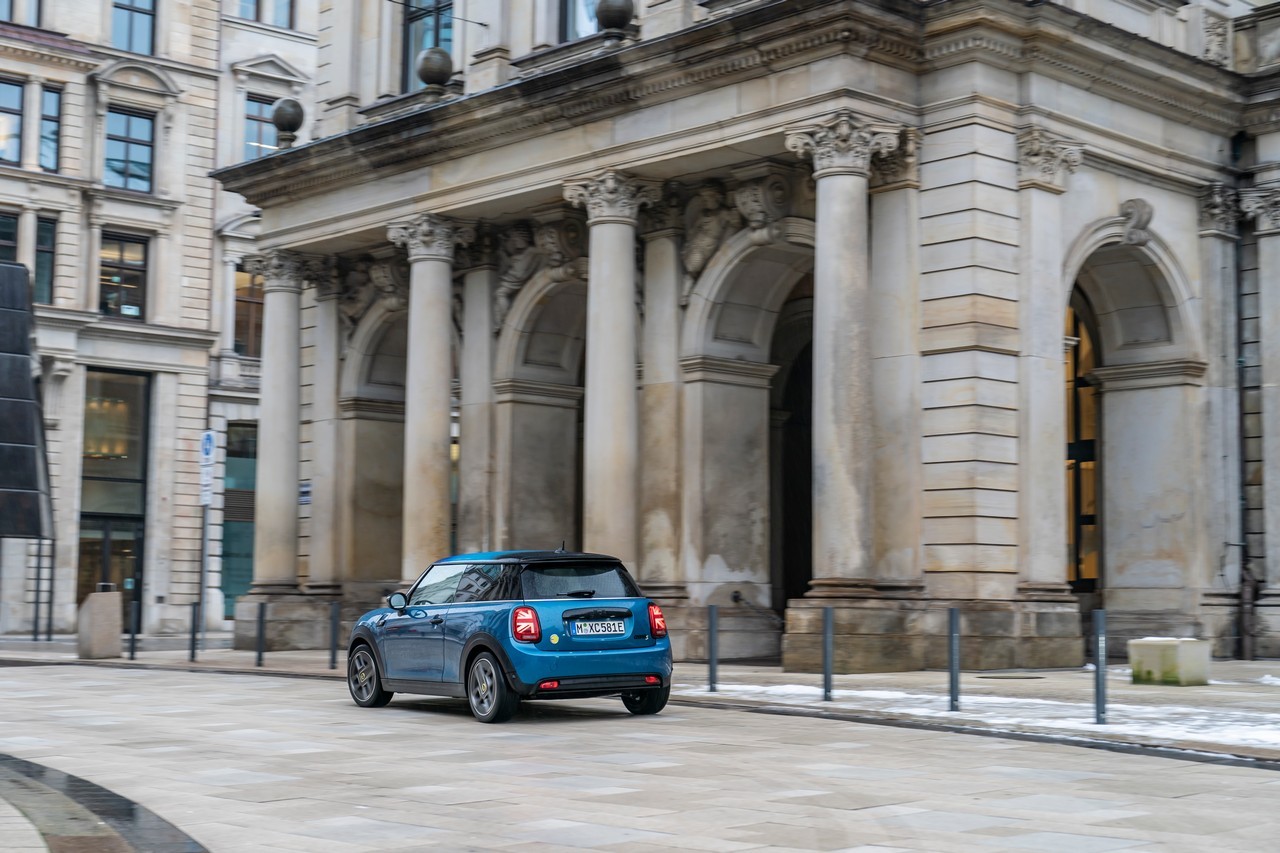 Mini Cooper SE Electric Collection: immagini ufficiali