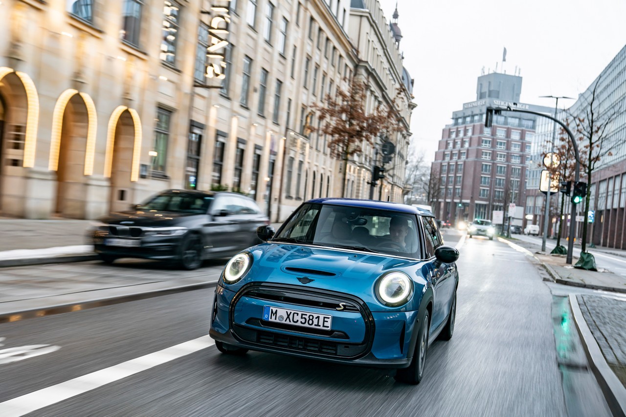 Mini Cooper SE Electric Collection: immagini ufficiali