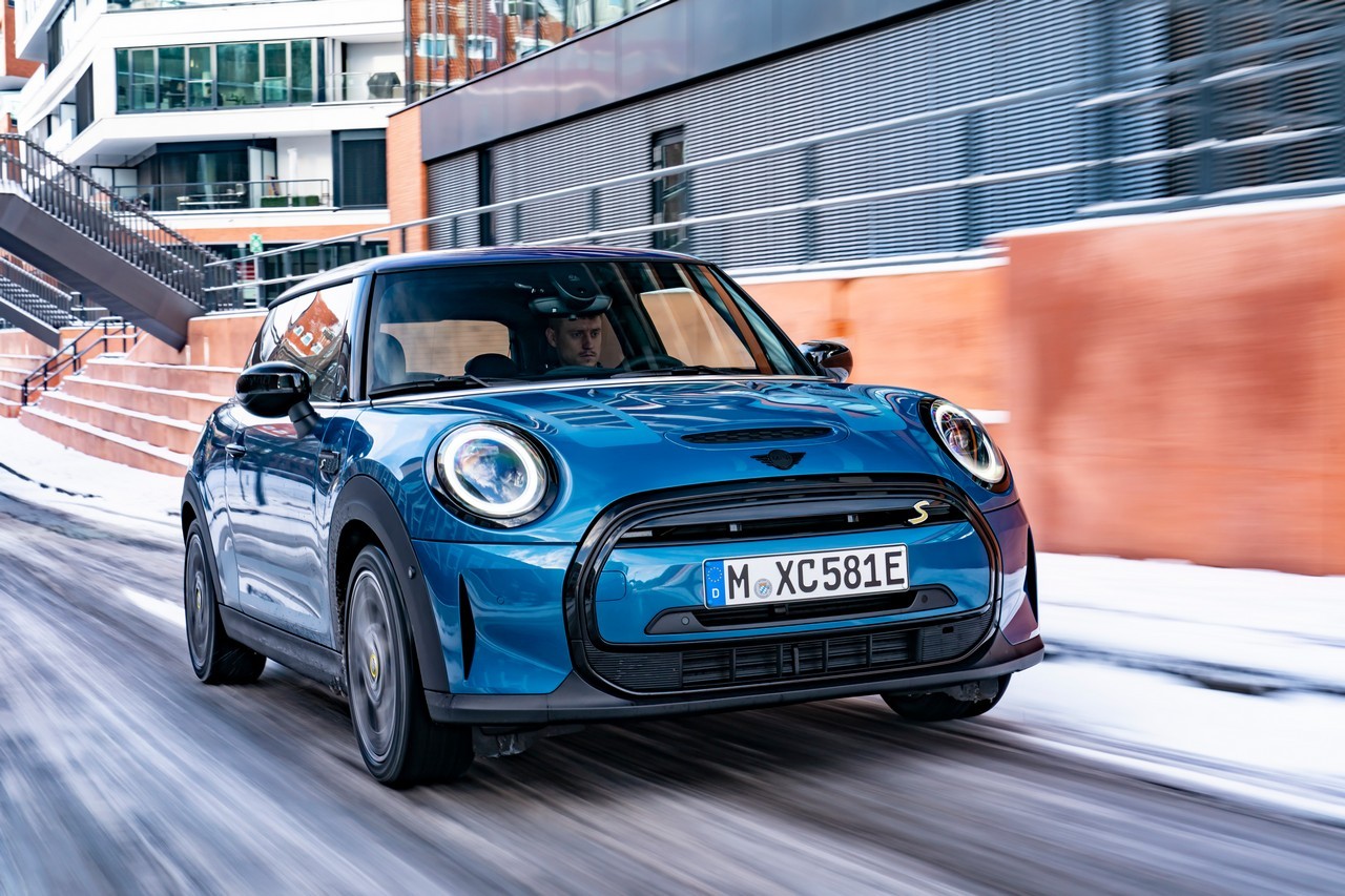 Mini Cooper SE Electric Collection: immagini ufficiali