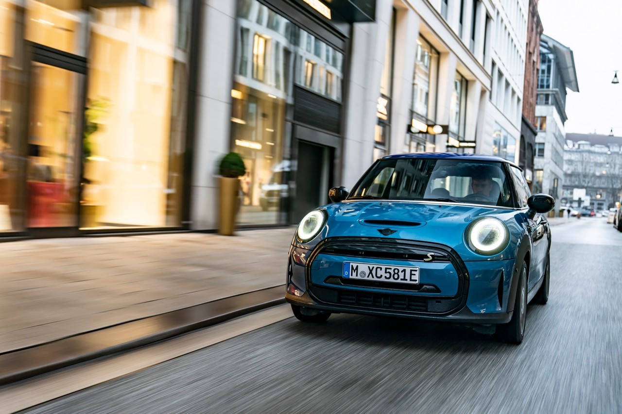 Mini Cooper SE Electric Collection: immagini ufficiali