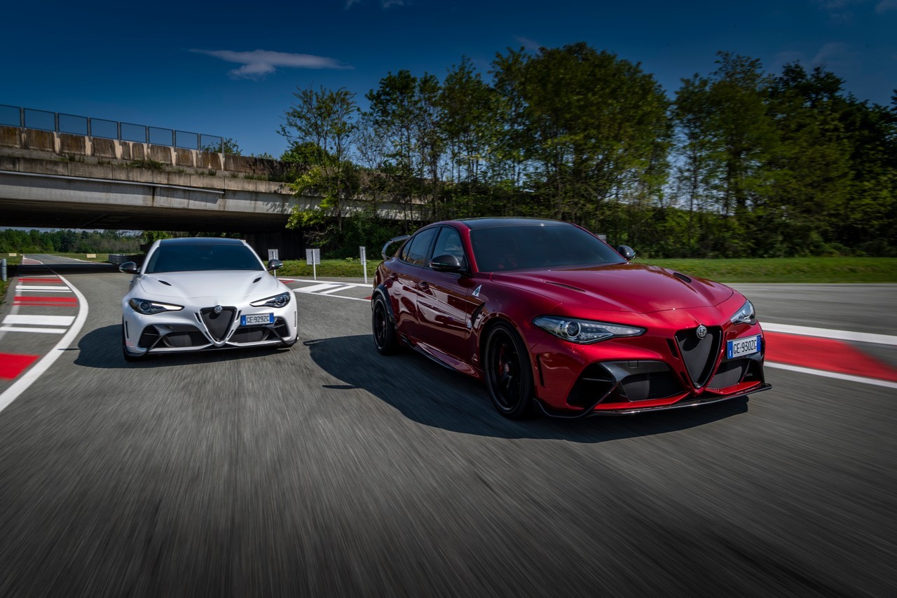 Alfa Romeo Giulia GTA e Giulia GTAm: le immagini ufficiali