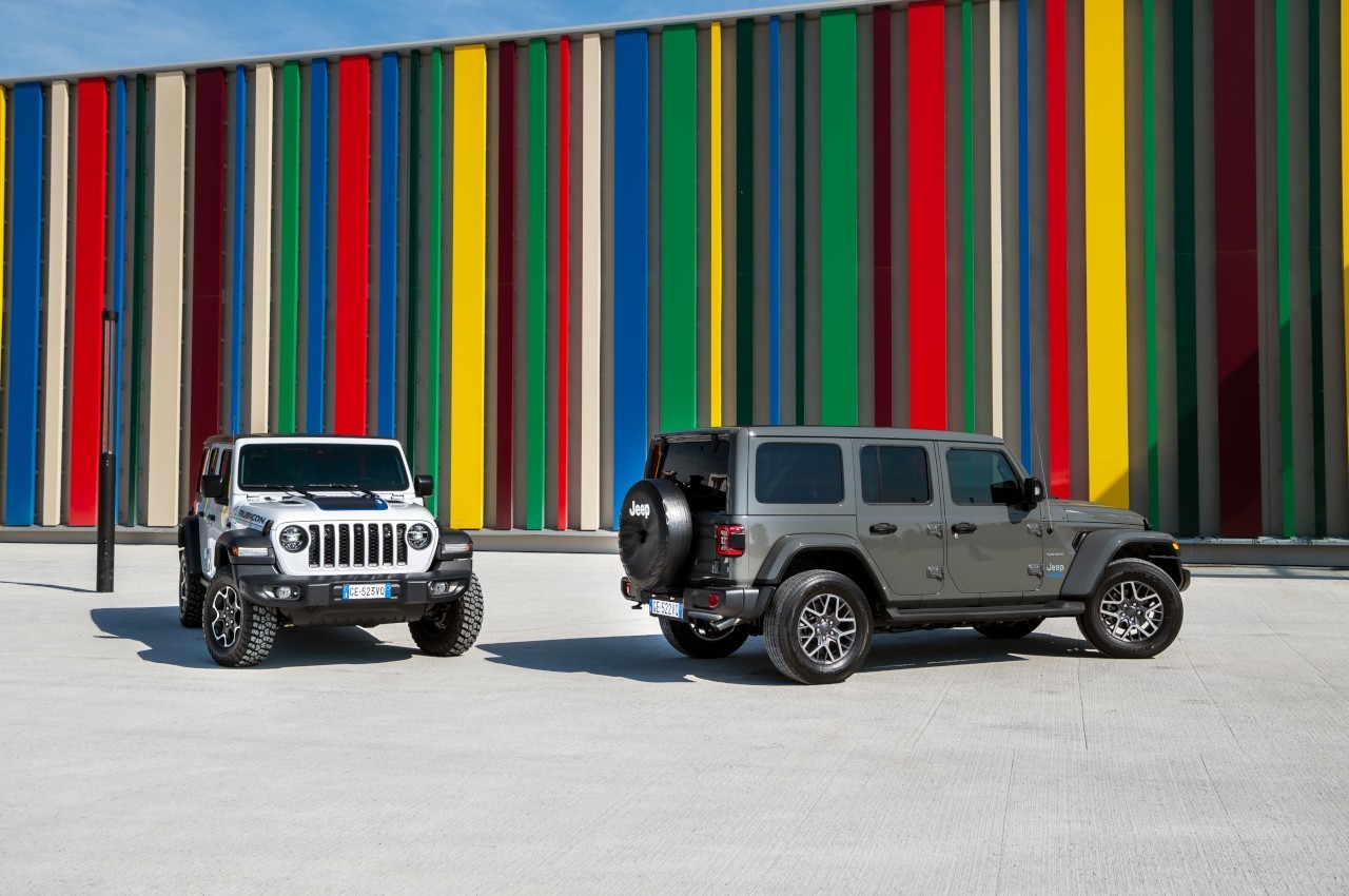 Jeep Wrangler 4xe 2021: immagini ufficiali