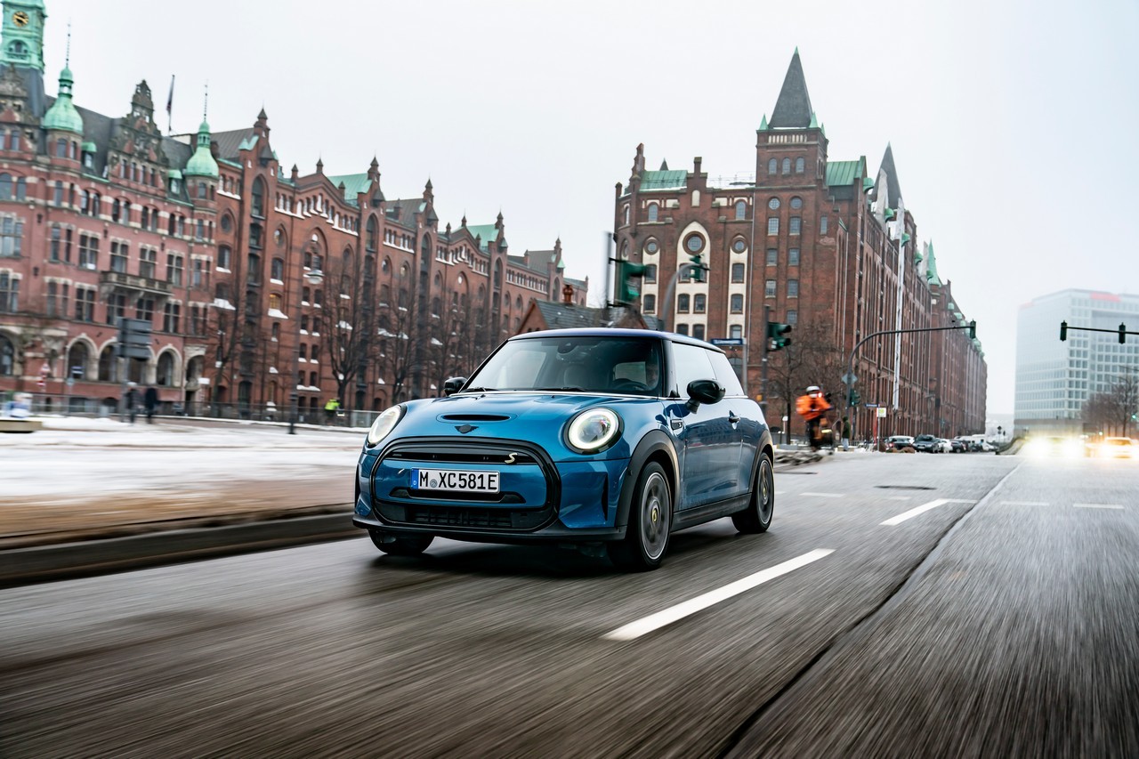 Mini Cooper SE Electric Collection: immagini ufficiali