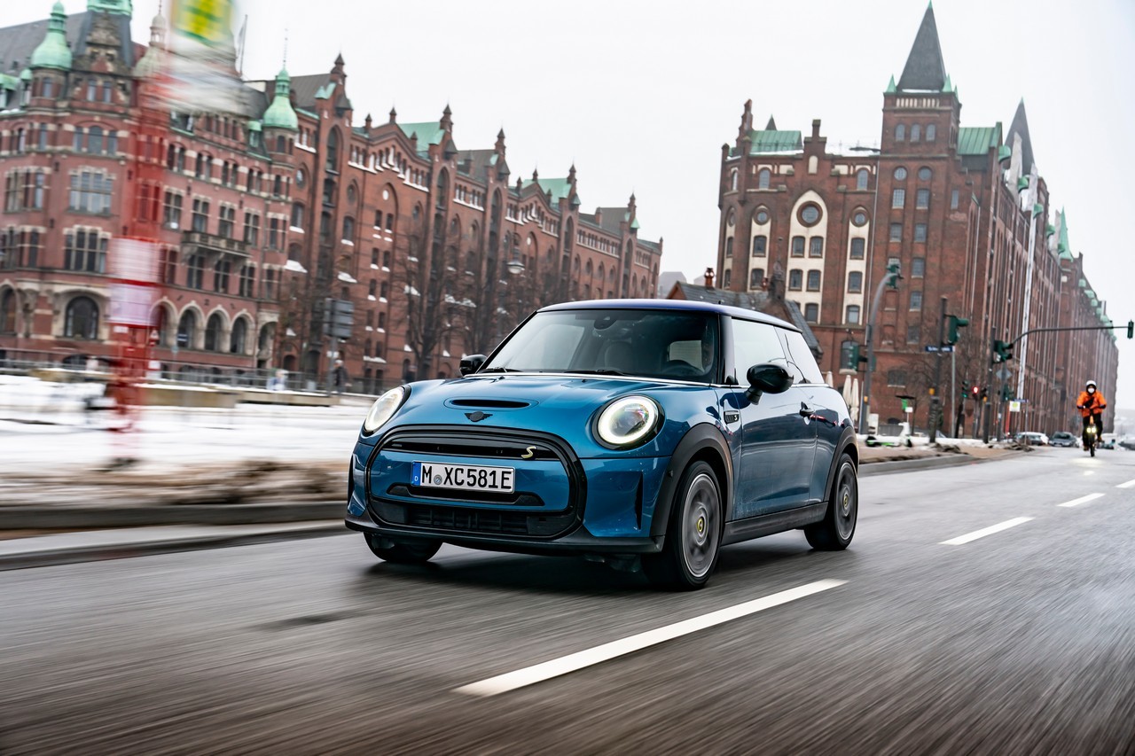 Mini Cooper SE Electric Collection: immagini ufficiali